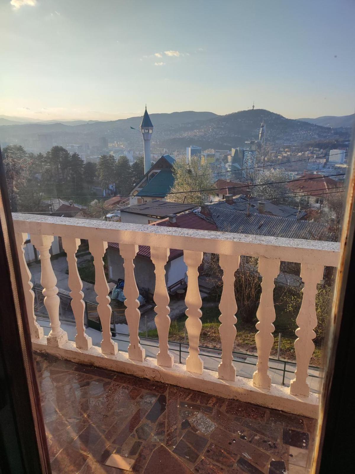 Sobe Aida Porodice Foht 96 Sarajevo
